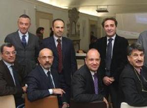 Un solo tetto per i professionisti ma mancano notai e medici