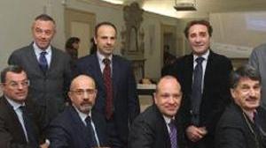 Un solo tetto per i professionisti ma mancano notai e medici