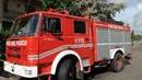 Fiamme in un deposito di rifiuti a Prato
