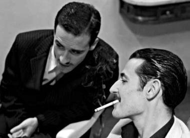 <b>GATTI MEZZI </b>Il duo pisano in piazza stasera a Orbetello     