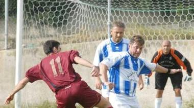 Un match del campionato Amatori Uisp tra il Calidario e il San Lazzaro