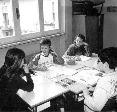 Alunni delle elementari (foto darchivio) 