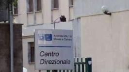 <b>CASO ASL </b>Il centro direzionale dell’azienda sanitaria e sotto un medico in visita