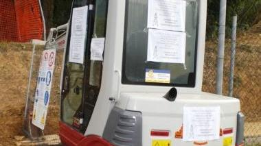 Manifestini contro la telefonia