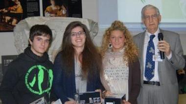 I tre studenti dell’ artistico premiati dalla Bianco Airone