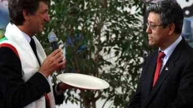 Il sindaco con il rappresentante del Dalai Lama