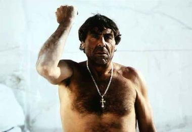 Franco Barattini nel film &laquo;Il capo&raquo; 