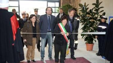 <b>TAGLIO DEL NASTRO </b>Il sindaco Baldi