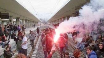 I binari occupati: lo sono stati per circa 5 ore