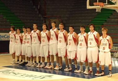 Una formazione della Nuova Comauto che disputa il campionato Under 19 Eccellenza 