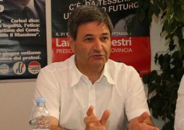 Il capogruppo Pd Carlesi 