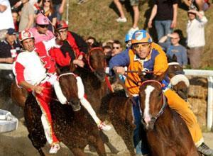 Palio in festa per i trent'anni