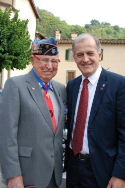 Lex veterano col sindaco Cecconi 