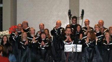 Il Comune promuove una serie di concerti nel periodo natalizio Sopra piazza Giacomo Matteotti, che sarà illuminata dall’8 dicembre