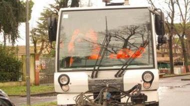 Macchine utilizzate per la pulizia delle strade del centro cittadino