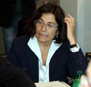 <strong>LA COMMISSARIA.</strong> Maria Teresa De Lauretis E accanto la direzione dell’azienda sanitaria