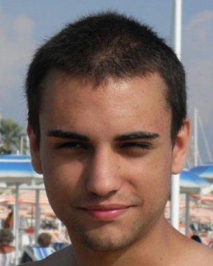  Maggiorenne. Federico Bruni compie 18 anni. Tantissimi auguri di buon compleanno e un caldo ...