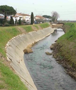 Un tratto del torrente Stella in territorio quarratino 
