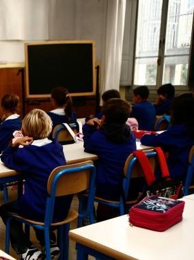 Bambini a scuola 