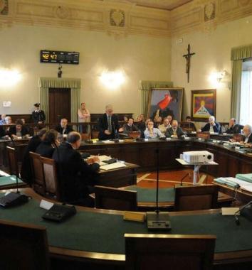 Una seduta del consiglio comunale (Vip) 