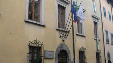 Il municipio di Montecarlo in via Roma (Vip)