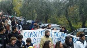 Sale la protesta, occupato il liceo Marconi di San Miniato