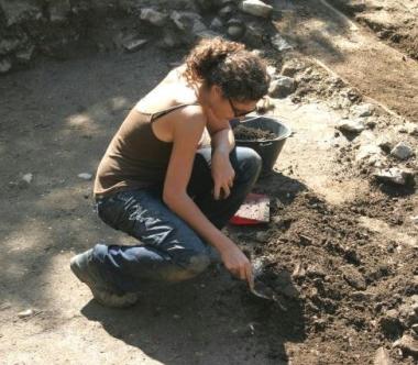 Si scava nel sito archeologico di San Gaetano