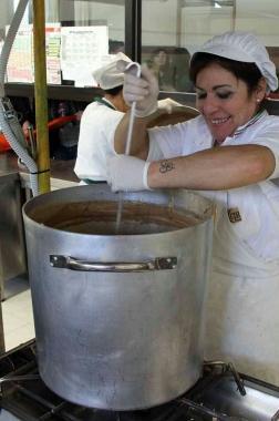 La cucina della Don Milani 