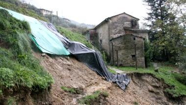 Trovate due abitazioni per gli sfollati del Cerro