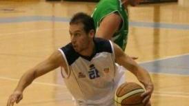 Nicolò Vallini tenta un’azione d’attacco