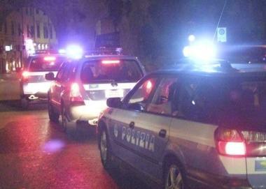 La polizia durante controlli 