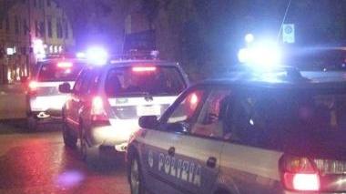 La polizia durante controlli