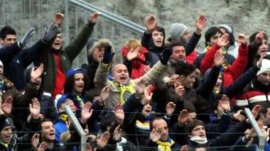 La curva dei tifosi azzurri