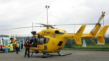 Uno degli elicotteri utilizzati per il soccorso sanitario