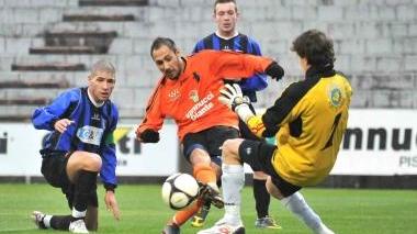 <b>VIA LA PAURA.</b> Lisi fa partire il tiro del 2-1: l’incubo pari svanisce