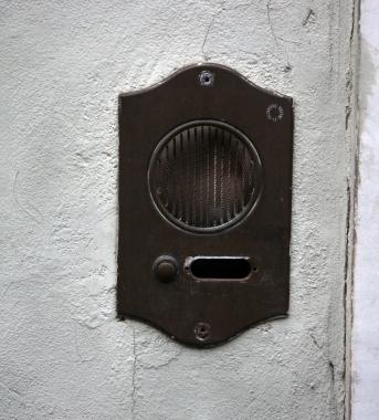 Il campanello della casa di via Machiavelli  