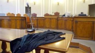 Un’aula del tribunale di Livorno