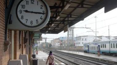 La stazione ferroviaria di Pontedera Con il nuovo orario invernale ci sarà una vera e propria rivoluzione per i treni dei pendolari