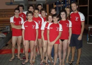 <b>NUOTO GROSSETO </b>Il gruppo in posa 