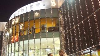 L’ingresso della Galleria Cineplex a Pontedera