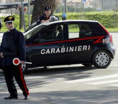 Ladri di notte al bar Capriccio