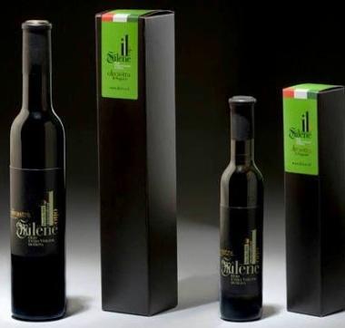 <b>IL SILENE. </b>Alcune bottiglie di olio dell azienda 