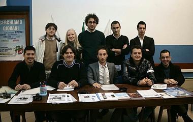 Il gruppo Promotori della libert&agrave; che ha organizzato presidio e fiaccolata 