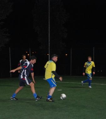Unazione di gioco fra la squadra F&agrave; f&agrave; lamericano e il Fiasco da Gama 