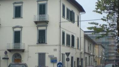 Il cantiere per la rotatoria tra via Puccioni e via Dante a Santa Croce