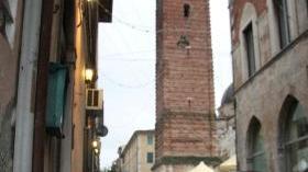 Cestini pieni alle cinque del pomeriggio in centro