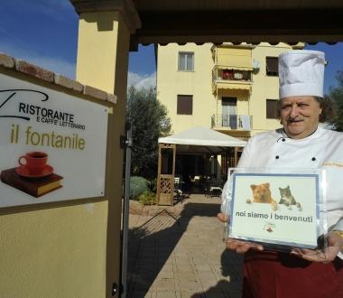 Cena e caffè con Fido? Arriva l'ordinanza che spalanca le porte