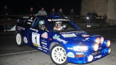 Tobia Cavallini alla guida della Subaru Impreza Wrc modello ’99 con la quale sarà al via del rally “Ronde della Fettunta” sulla strade della Valdelsa senese
