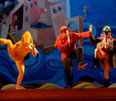 <b>UNA SCENA </b>de Lisola dei pappagalli 