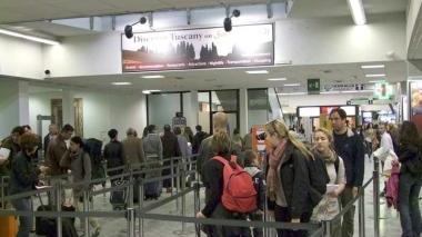 Passeggeri all’aeroporto di Pisa